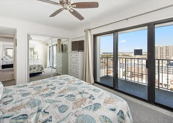 Ocean Front 3 Bedroom In Sea Terrace With Outdoor Pool!