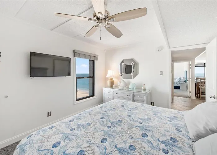 Ocean Front 3 Bedroom In Sea Terrace With Outdoor Pool! Holiday home Ocean City