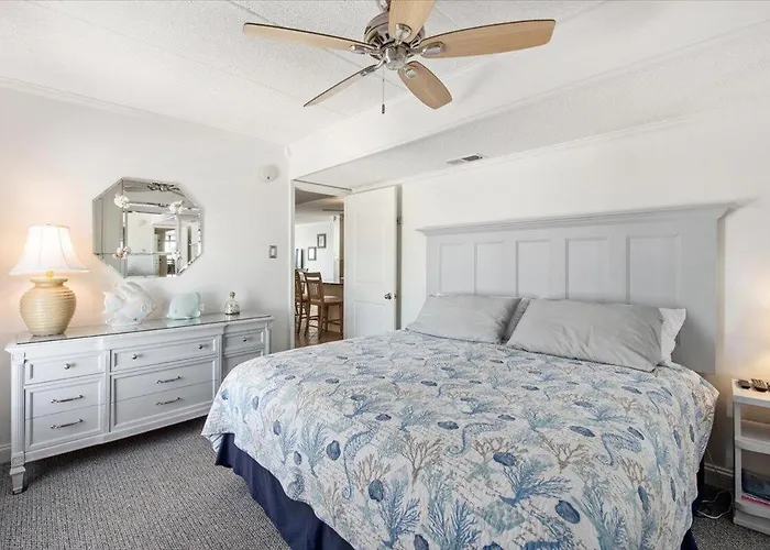 Ocean Front 3 Bedroom In Sea Terrace With Outdoor Pool! *